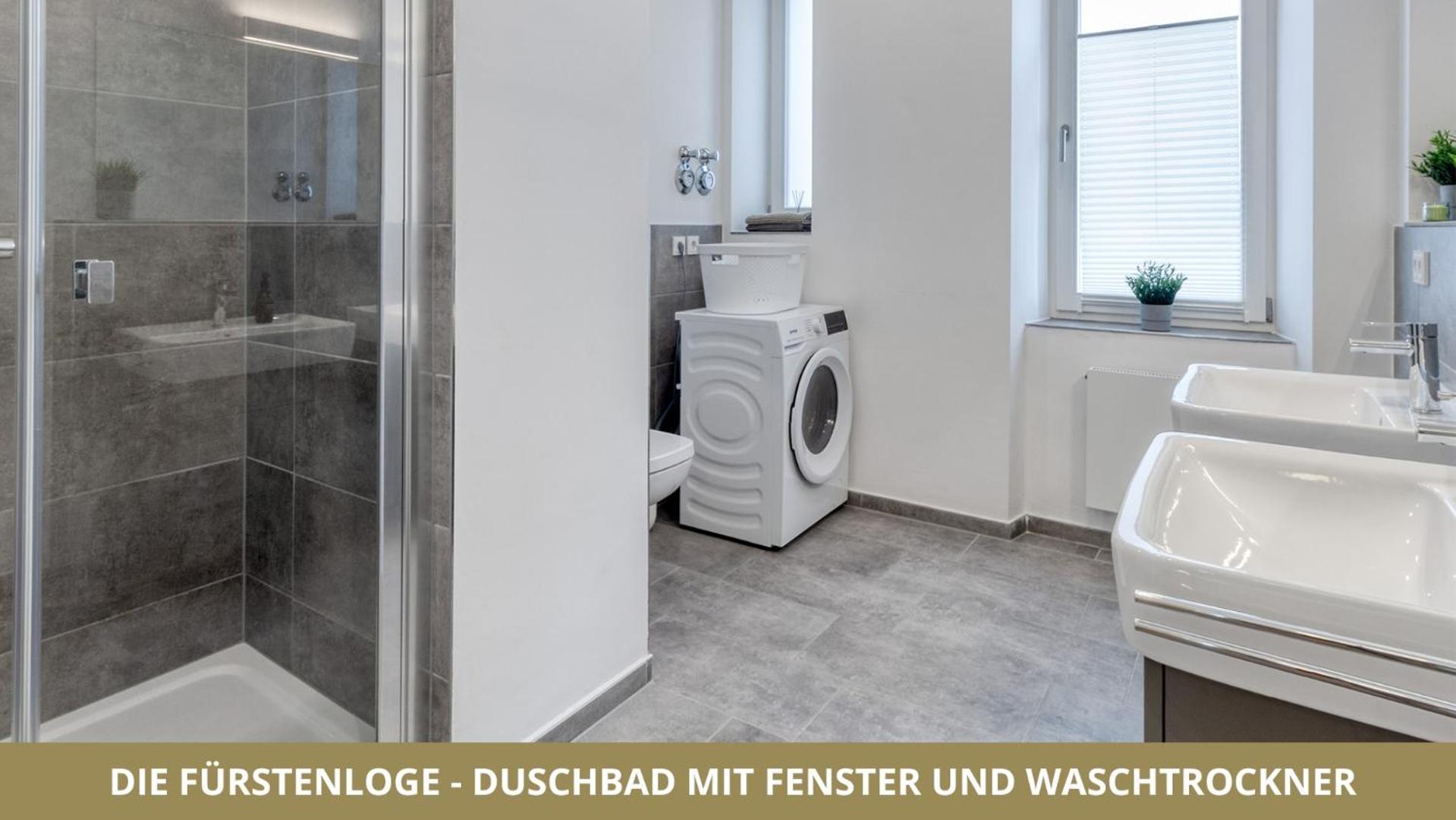Neu Fewo Fuerstenloge 1-6 Pers Hinter Dem Markgraeflichen Opernhaus - 2 Schlafzimmer Mit Boxspringbetten 4 Einzel Oder 2 Doppelbetten, Balkon Und Einbaukueche, Barrierearm Bayreuth Buitenkant foto